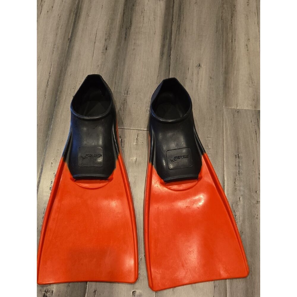 Snorkel Fin with Black Foot Pocket,size 9-11